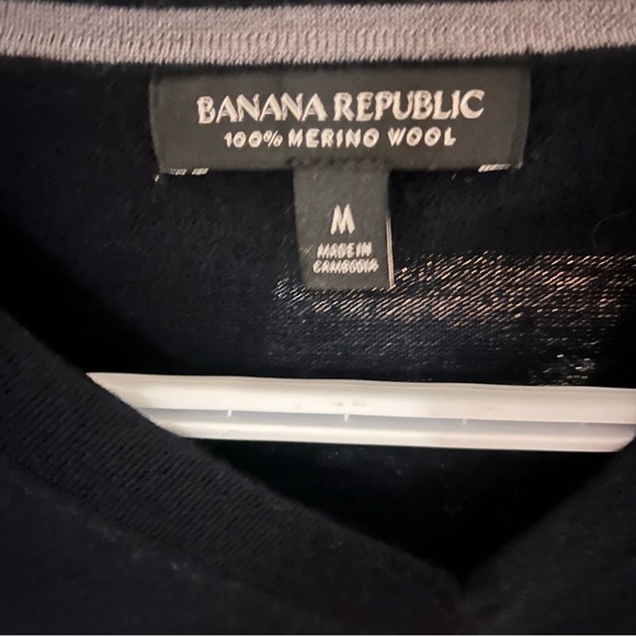 Men’s Banana Republic Merino Wool Sweater - Picture 4 of 4